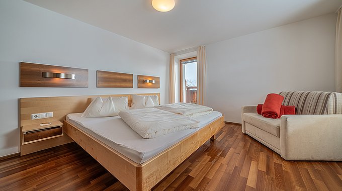 Rooms & Suites